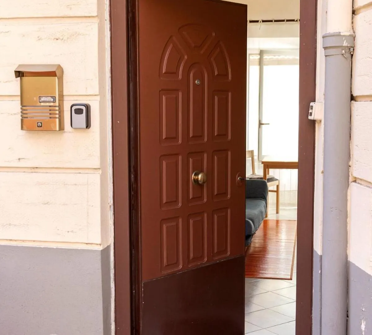 Bright And Cozy Apartment In Heart Of Ponte Milvio 로마 이탈리아